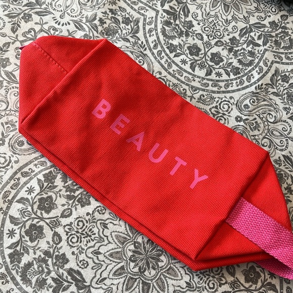 NORDSTROM BEAUTY Cosmetic Bag - Picture 4 of 5